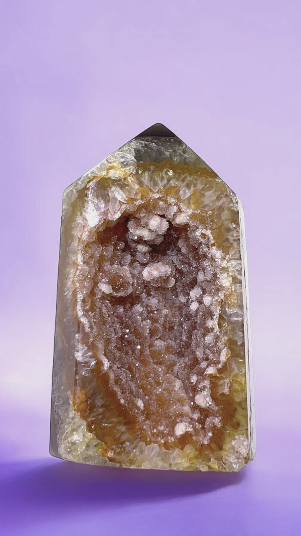 天然瑪瑙水晶能量柱(金軟糖)
