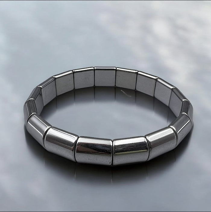 Hematite Explained: Meaning and Properties - Tranquilite