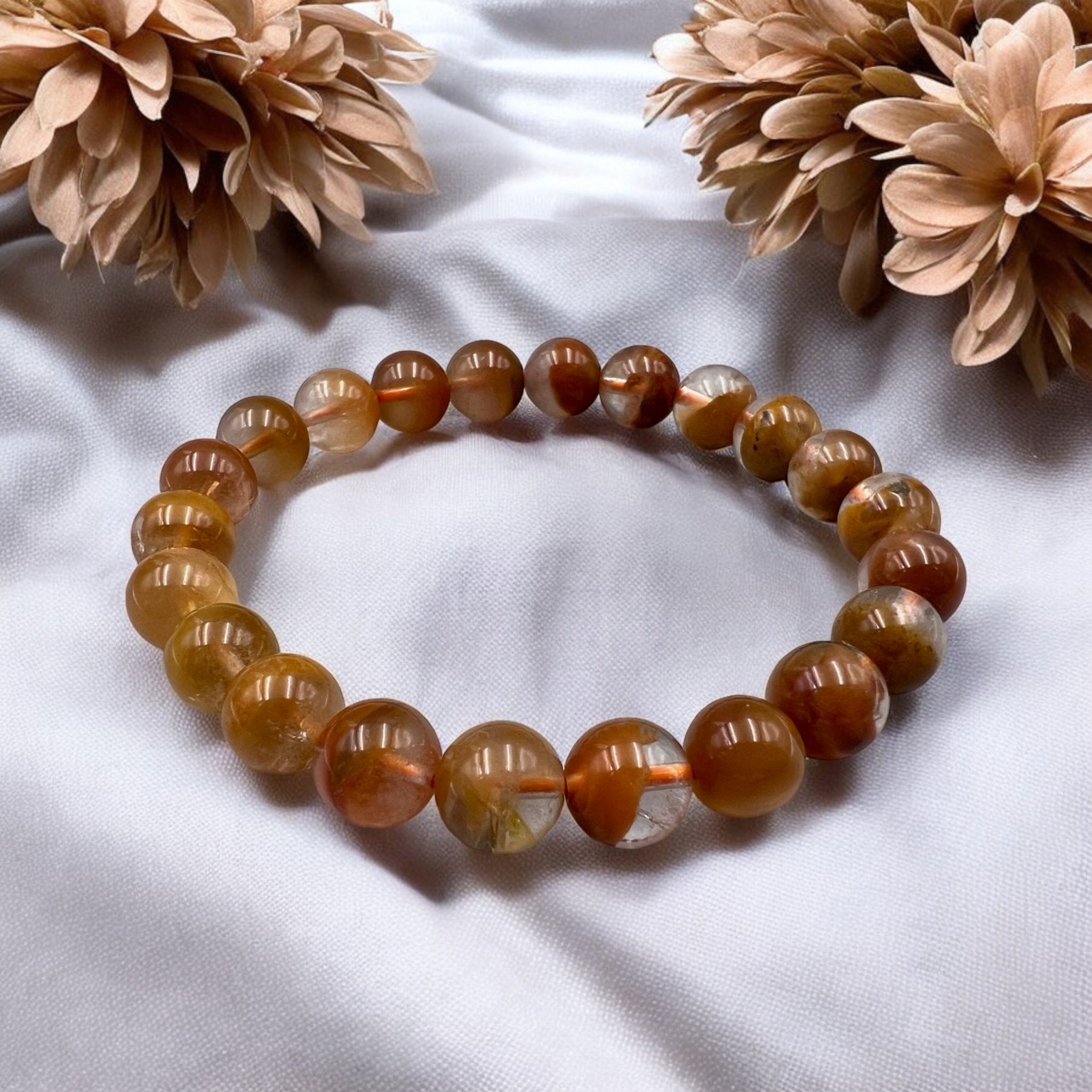 Half Filled Rabbit Hair Quartz Bead Bracelet - Tranquilite