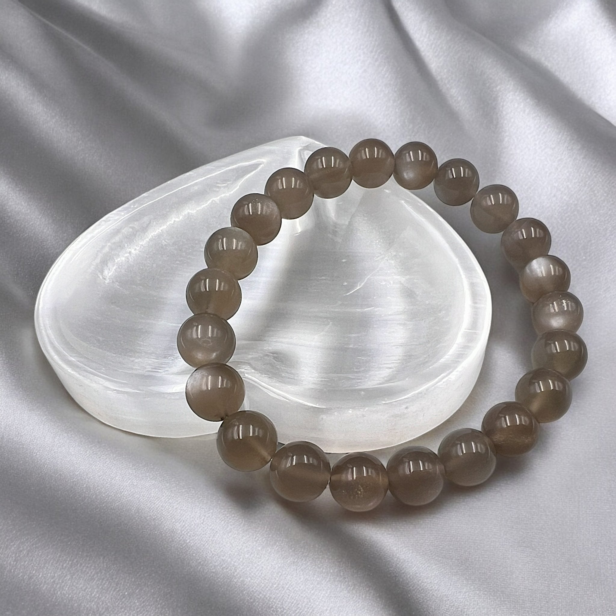 Milk Tea Moonstone Bead Bracelet - Tranquilite