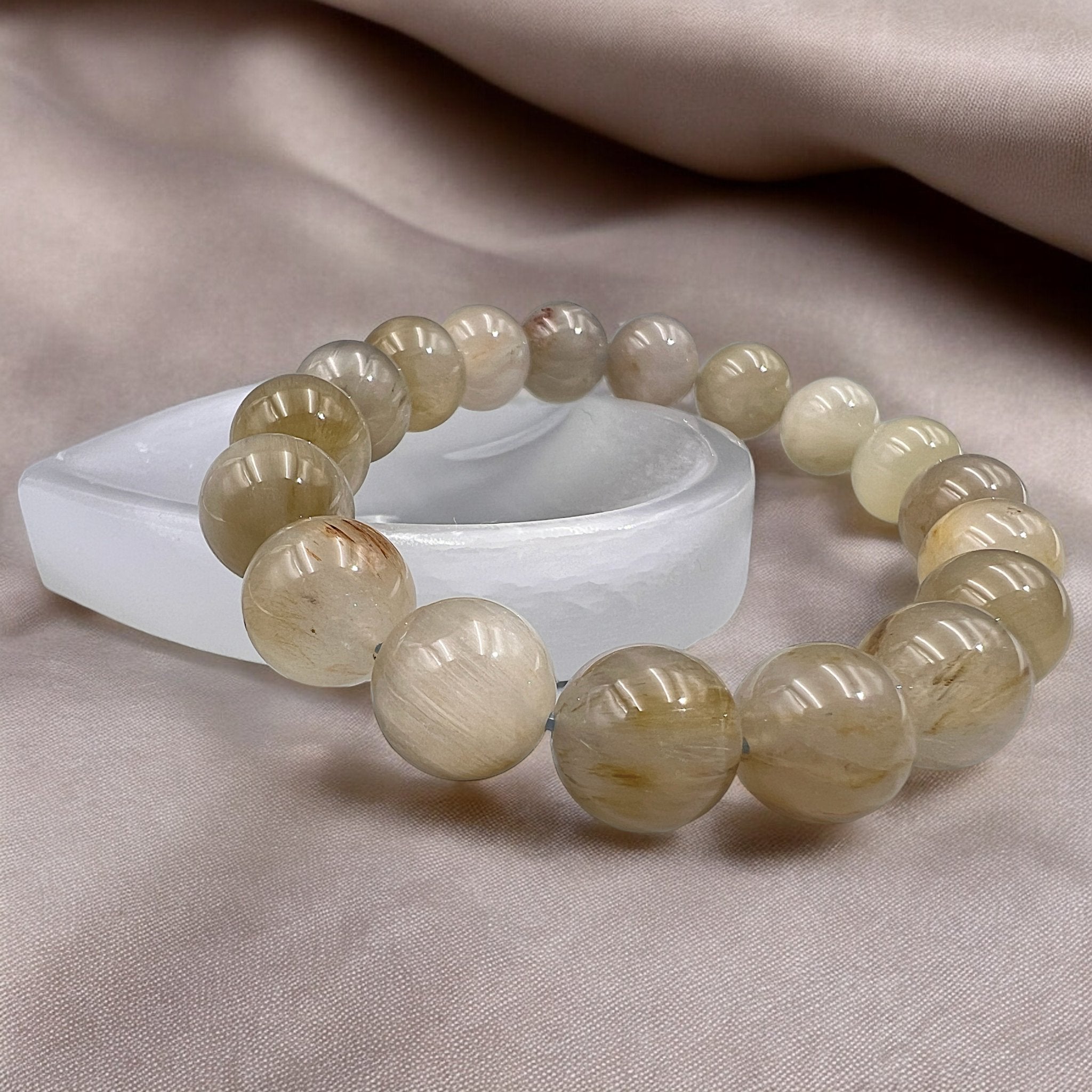 Rabbit Hair Quartz Bead Bracelet (Cat's Eye) - Tranquilite