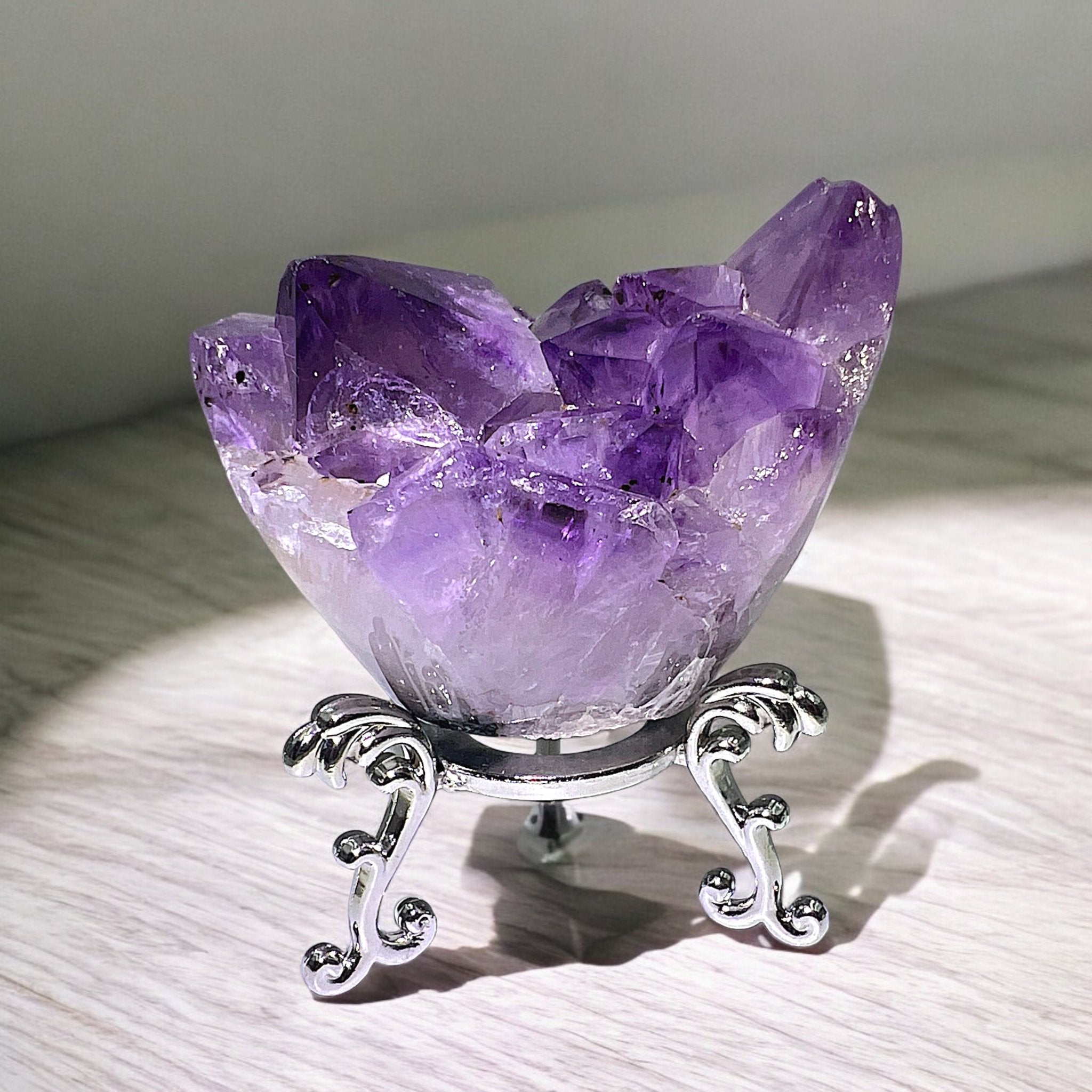 Small Lavender Amethyst Crystal - Tranquilite